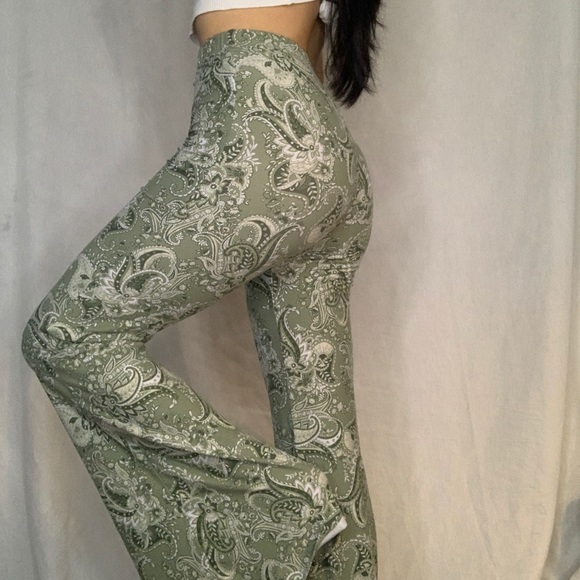 SOLD - Picture 2 of 4